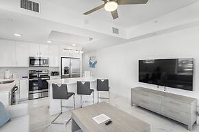 Ocean Club Treasure Island Hotel