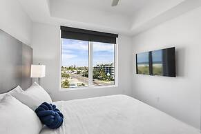 Ocean Club Treasure Island Hotel