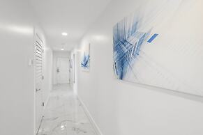 Ocean Club Treasure Island Hotel