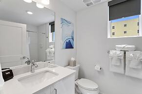 Ocean Club Treasure Island Hotel