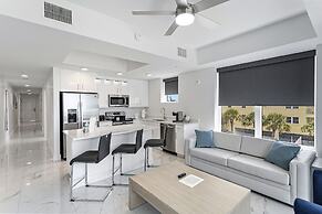 Ocean Club Treasure Island Hotel