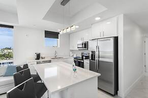 Ocean Club Treasure Island Hotel