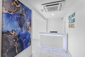 Ocean Club Treasure Island Hotel