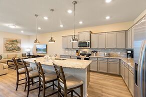 Mahalo Magical Mansion