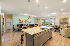 Mahalo Magical Mansion