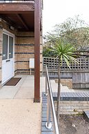 Luxury 5BD Guesthouse