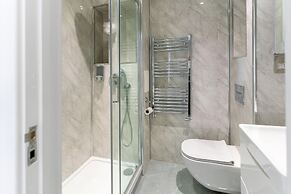 Luxury 5BD Guesthouse