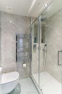 Luxury 5BD Guesthouse