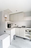 Luxury 5BD Guesthouse