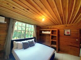 Pinard's Mountain Resort- Cottage 8