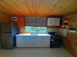 Pinard's Mountain Resort- Cottage 8