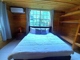 Pinard's Mountain Resort- Cottage 8