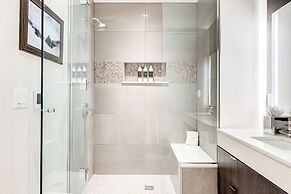 Lift by All Seasons Resort Lodging