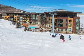 Lift by All Seasons Resort Lodging