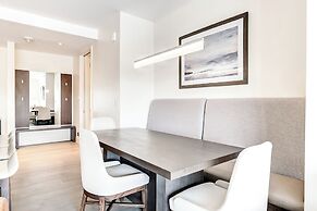 Lift by All Seasons Resort Lodging