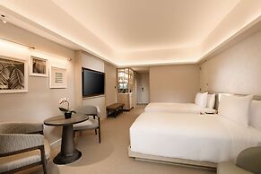 Conrad Singapore Orchard