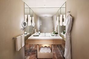 Conrad Singapore Orchard