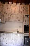 Lazaros Stonehouse