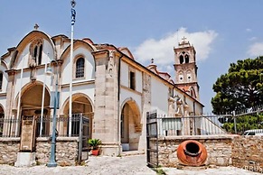 Lazaros Stonehouse