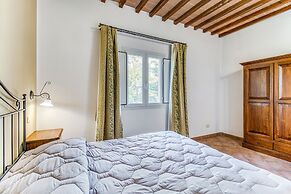 Noce Family Apt Shared Pool,volterra