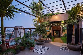 Le Parfum Apartment And Hotel