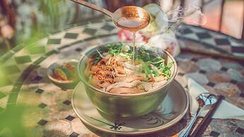 Le Parfum Apartment And Hotel