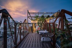 Le Parfum Apartment And Hotel