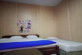 OYO 92270 Grand Village Syariah