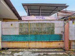 OYO 92270 Grand Village Syariah