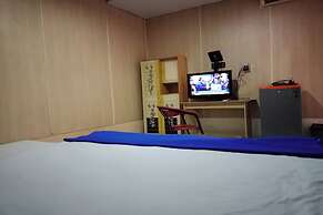 OYO 92270 Grand Village Syariah