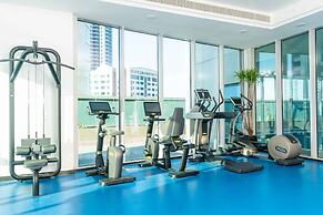 S Plaza Suites Hotel