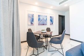 S Plaza Suites Hotel