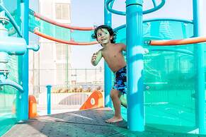 S Plaza Suites Hotel