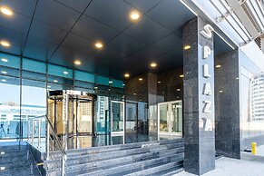 S Plaza Suites Hotel