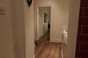 2br-beachviews-petfriendly-freeparking