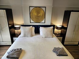 2br-beachviews-petfriendly-freeparking