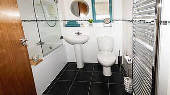 Cozy Dundee Apartment With a View