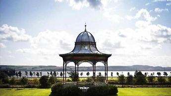 Cozy Dundee Apartment With a View