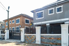 Legit Luxury Apartments in Accra, Dome Pillar2