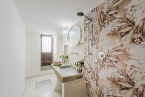 Casa Smart in Lucca With 1 Bedrooms and 2 Bathrooms