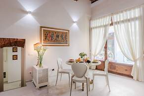 Casa Smart in Lucca With 1 Bedrooms and 2 Bathrooms