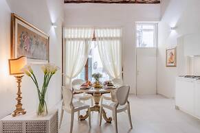 Casa Smart in Lucca With 1 Bedrooms and 2 Bathrooms