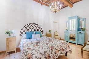 Casa Smart in Lucca With 1 Bedrooms and 2 Bathrooms