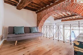 Casa Smart in Lucca With 1 Bedrooms and 2 Bathrooms