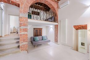 Casa Smart in Lucca With 1 Bedrooms and 2 Bathrooms