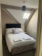 Sleeps 14 Cardiff City Centre