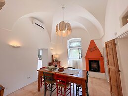 TD Trulli Chiara Tastefully Decorated Trulli With Pool