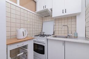 Comfy Studio Wielicka by Renters