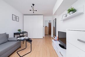 Comfy Studio Wielicka by Renters