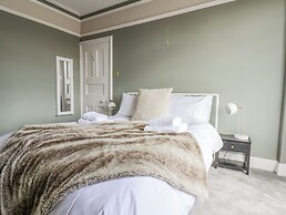 12 Westfield Terrace